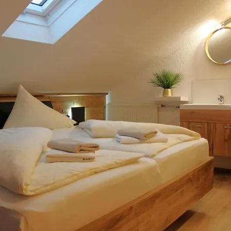 Appartement Heidi 5 *